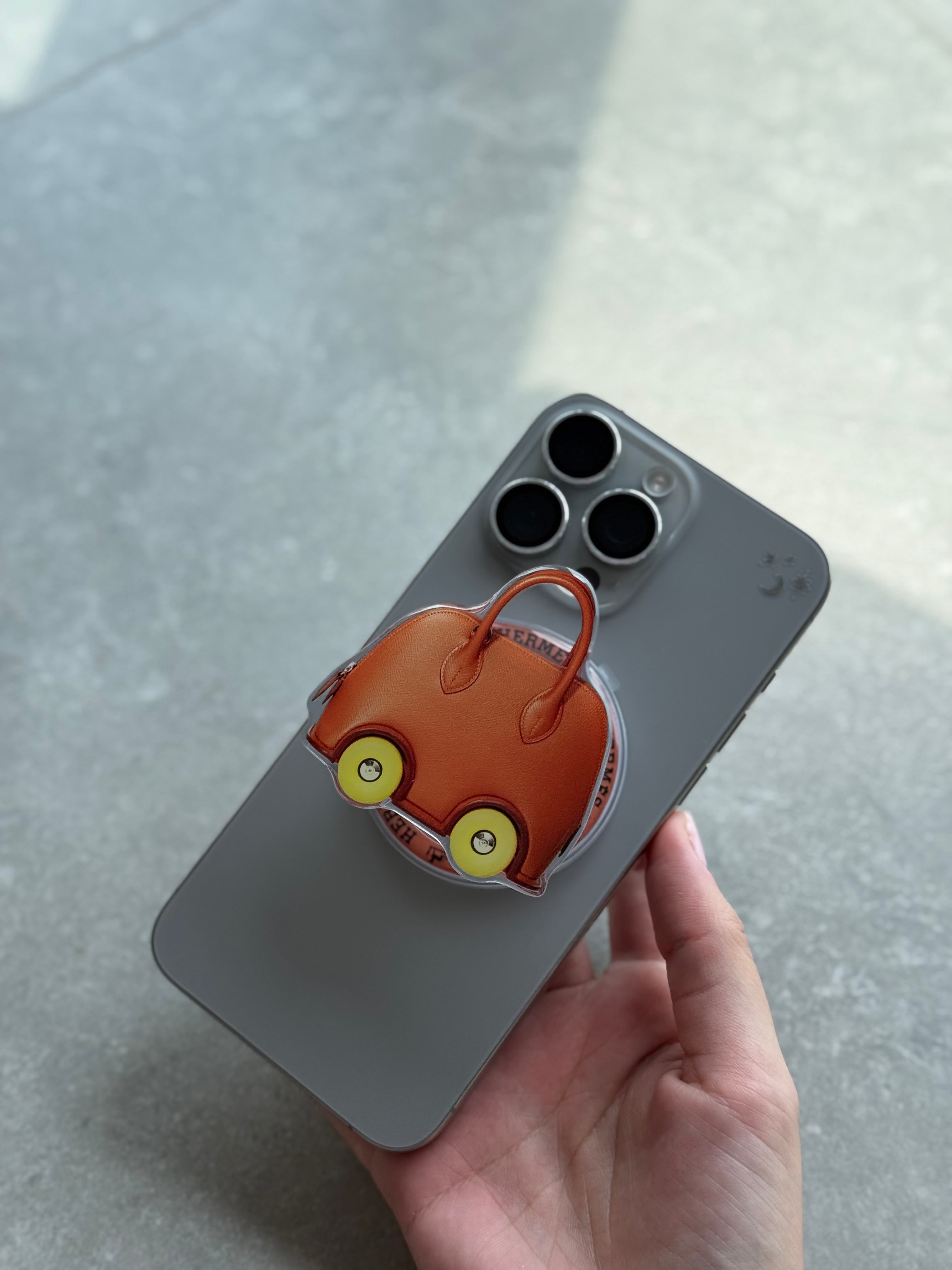 Wheely Bag Pop Socket