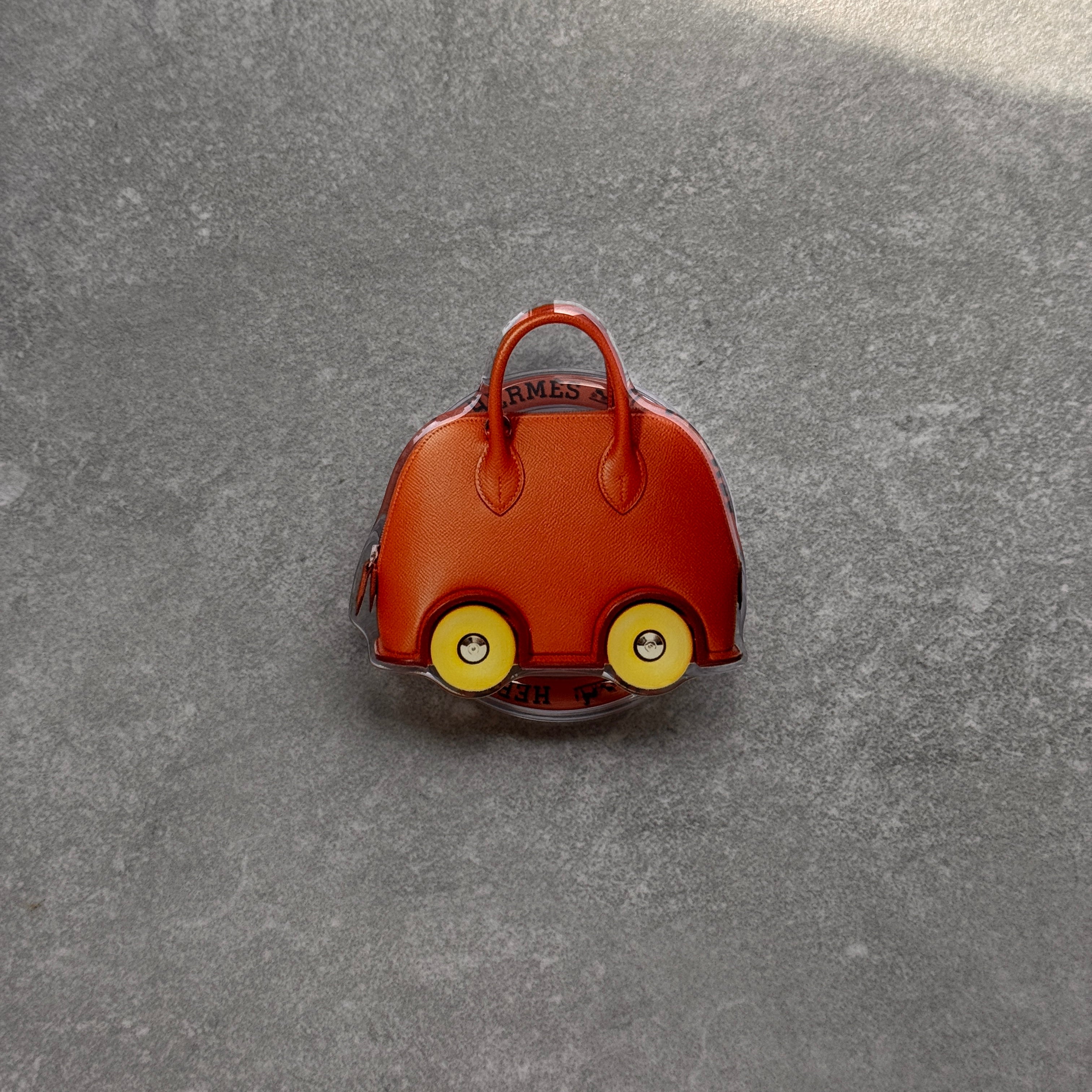 Wheely Bag Pop Socket